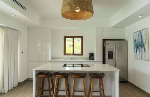 Monterrico Villa | Direct entry pool | 7 guests | 2 bedrooms