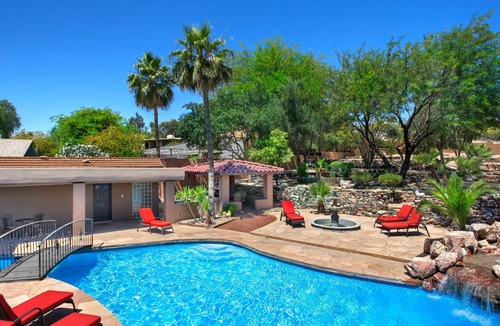 Paradise Valley Village House | DISCOUNTS Available 1st in Description! Resort-like Pickleball/Spa/Golf/Hot Tub!