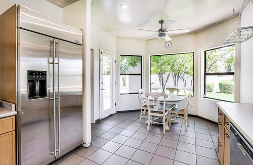 Buenavante House | Dog Friendly! Modernist Oasis in North Scottsdale