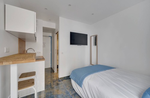 20th Arrondissement Hotel | Double-bed or twins Studio in Apart'hotel Le Bellevue