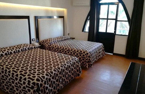 Mazatlan Hotel | Double the Rooms, Double the Fun — 2 Units with 2 Beds Each for Group Stays