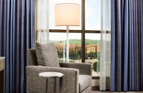 Irvine Hotel | DoubleTree by Hilton Irvine - Spectrum