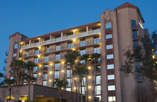 McAllen Hotel | Doubletree by Hilton McAllen