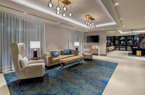Sioux City Hotel | DoubleTree by Hilton Sioux City