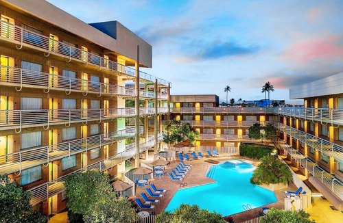 Phoenix Hotel | DoubleTree Suites by Hilton Phoenix