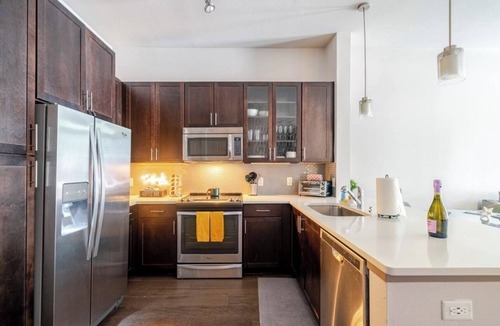 East Downtown Houston Apartment | Downtown Houston Gem, Free Parking