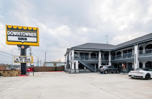 Midtown Hotel | Downtowner Inns - Houston Downtown & Convention Center