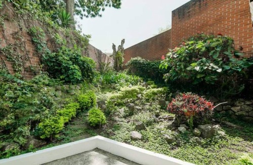 Zona 5 Apartment | DP1, Spacious & bright flat 4 mins to Cayalá