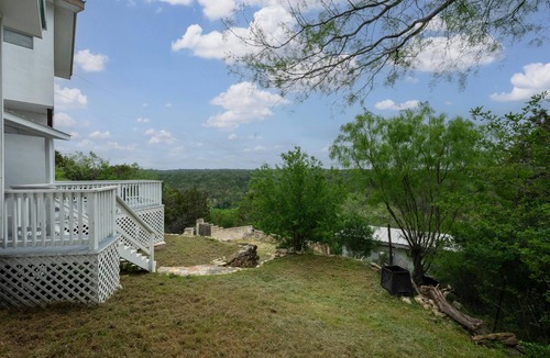 Dripping Springs House | Dripping Springs River Run- Direct River Access + Close to Wineries and Breweries!