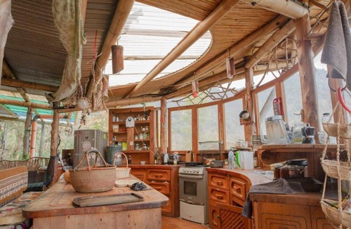 San Marcos La Laguna Villa | EARTHSHIP SANCTUARY BARRIO 2 WITH SPRING WATER