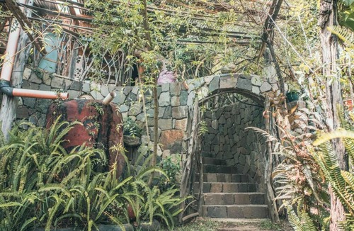 San Marcos La Laguna Villa | EARTHSHIP SANCTUARY BARRIO 2 WITH SPRING WATER