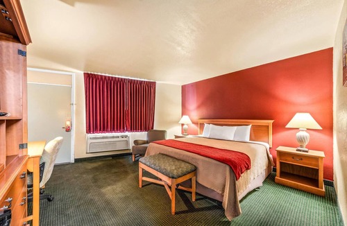 Amistad National Recreational Area Hotel | Econo Lodge Del Rio