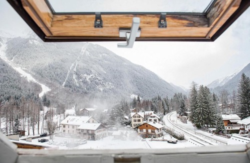 Les Praz-de-Chamonix Hotel | Eden Hotel, Apartments and Chalet Chamonix Les Praz