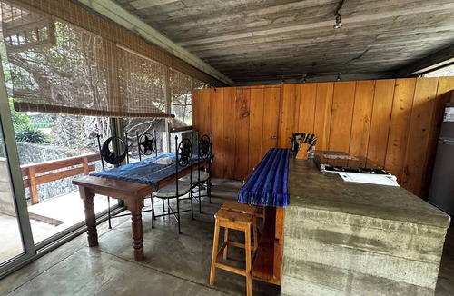 Cerro de Oro Ski Chalet | El Capricho Marvelous 2-bedroom chalet in Cerro de Oro Lake Atitlan