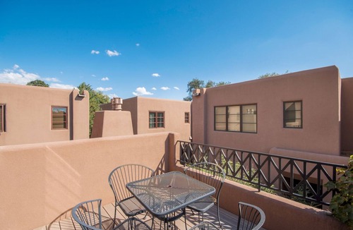 Downtown Santa Fe House | El Corazon de Santa Fe | Patios, Private Balcony