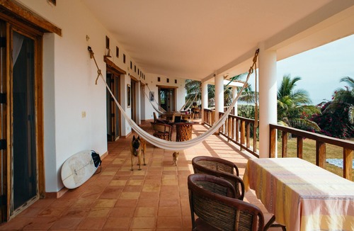 Barra de Colotepec Hotel | El Cortijo H