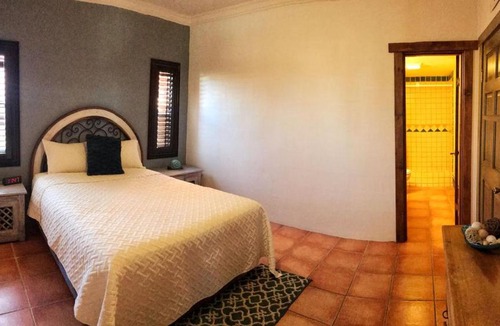 Benito Juarez House | El Pueblo 2 BR 2C Upper by Casago