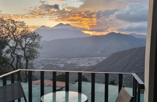 Antigua Guatemala Hotel | EL TAMBOR ENTRE VOLCANES Hotel & Restaurante - El Hato