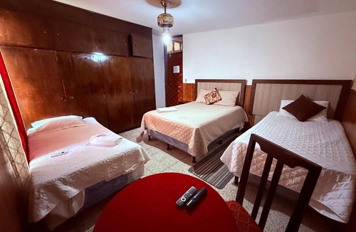 Zona 13 Hotel | EL TEJAR HOSTAL
