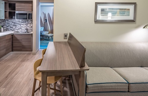 Old East Dallas Hotel | Element by Marriott Dallas Downtown East
