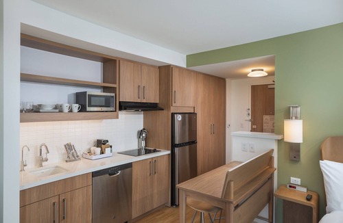 Civic Center Hotel | Element by Marriott Denver Downtown East