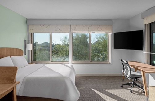 South Scottsdale Hotel | Element by Marriott Scottsdale at SkySong