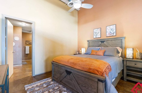 Raynolds Addition Apartment | Elevated Route 66 ABQ Penthouse- An Irvie Home