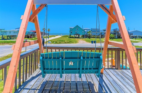 Surfside Beach House | Elevator, Pickleball, Hot Tub, Jacuzzi suite, Sleeps 26 "Generations Retreat"