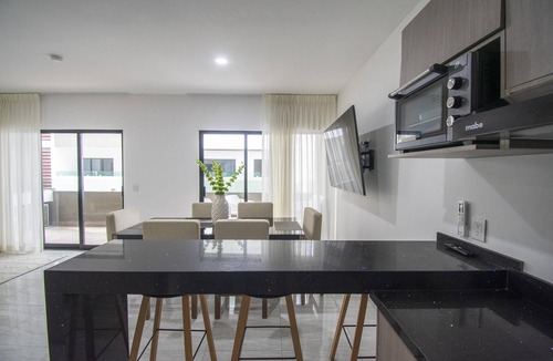Villa Marina Condo | Emerald Waves in Marina Cerritos