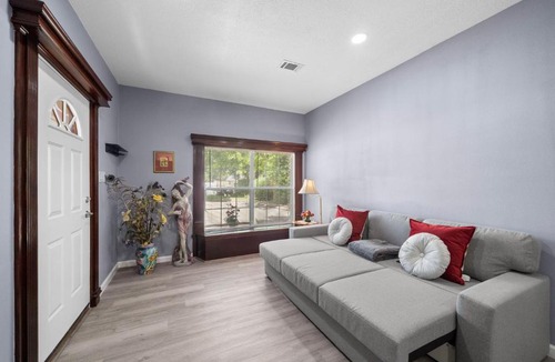 Memorial Apartment | Energy Corridor 1BR Parking, Wi-Fi & Kitchen