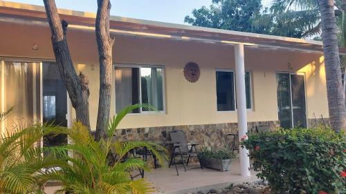 Acapulco House | Entre Dos Aguas