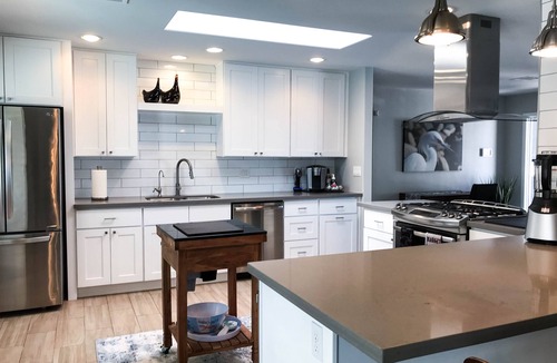 Park Scottsdale One House | Epic VACATION Adventure– Heated Pool, 86” Smart TV, Wolf Den + 5 Min to Old Town