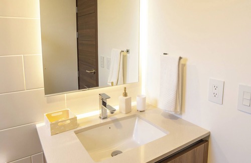 Zona 14 Apartment | Ero 1003 - Elemento. A digital nomad's paradise, 5 min away from the airport.