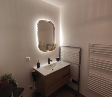 Saint-Laurent-de-Chamousset Apartment | Esprit Cosy