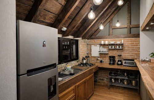 San Cristobal de las Casas Cabin | Exclusive Cabin in a Private Forest Fiber Optic Internet