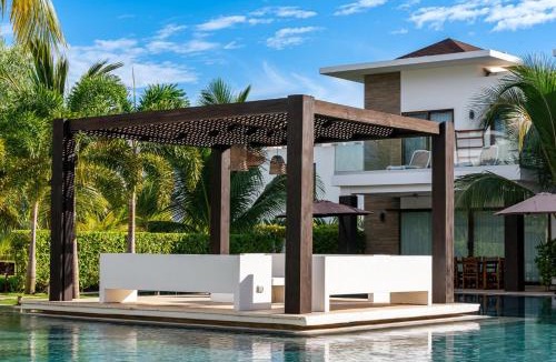Monterrico Villa | Exclusive villa with 2 bedrooms and shared pool