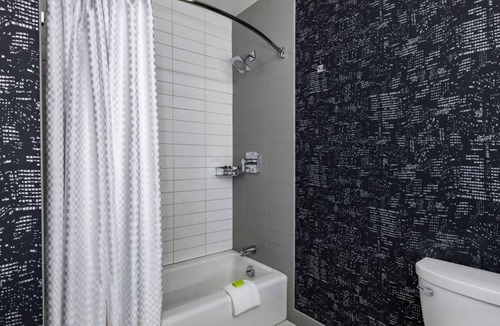 Central Business District Hotel | Experience Downtown Houston in Style! 3 Family-friendly Units, Pets are Welcome!