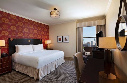 Downtown Austin Hotel | Explore Nature and Have Fun! Pets Allowed, Pool, Near Paramount Theater!