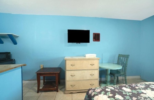Flour Bluff Hotel | Explore Room Pets Are Welcome Near Whitecap Beach With Free Parking Option
