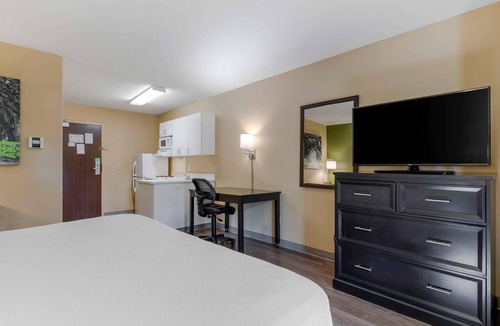 Morrow Hotel | Extended Stay America Select Suites Atlanta Morrow