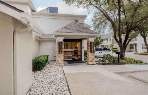 Park Central Hotel | Extended Stay America Suites - Dallas - Coit Road