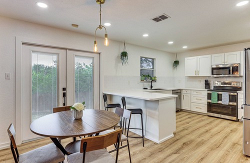 Converse House | Extended Stay in SATX Area! Family Home w/Yard