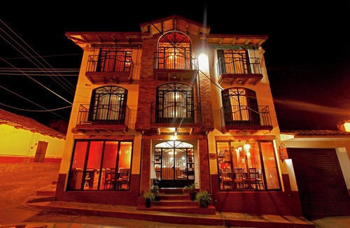 Mazamitla Apartment | Fabuloso Cuarto con Balcón en el Centro