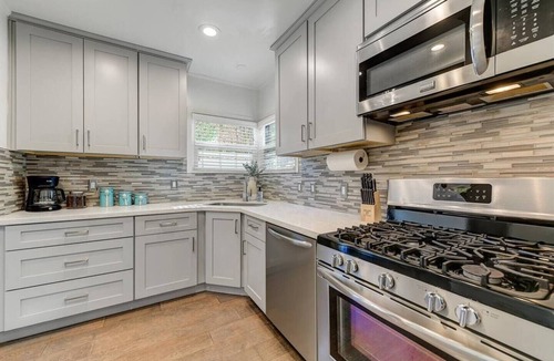 Encanto House | Fabulous entertainers Paradise! Pool & Spa