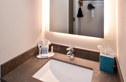 North Arlington Hotel | Fairfield Inn Arlington Near Six Flags