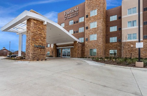 Dallas-Fort Worth Metroplex DFW Hotel | Fairfield Inn & Suites by Marriott Dallas DFW Airport North Coppell Grapevine