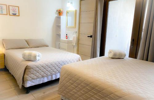Zona 12 House | Family Inn Guatemala