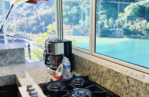 Boca de Tomatlan Apartment | Family Vacation Home, 10 Miles From Downtown Pv Romantic Zone, Ocean Frontage