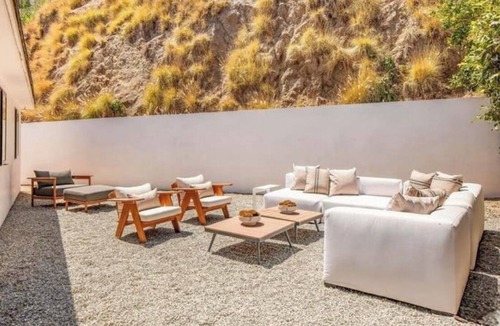 Norma Triangle House | Fantastic 4-bedroom house with AC in charming Los Angeles.