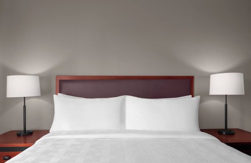 Downtown Hotel | Feel at Home! Full Kitchen, Pets Are Welcome!